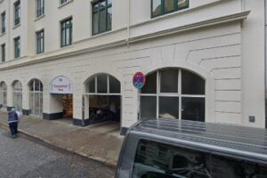 Herr Dr. med. Richard Doll - Hamburg 11 Herr Dr. med. Richard Doll – Hamburg