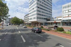 Herr Dr. med. Roland Meyer - Bochum 19 Herr Dr. med. Roland Meyer – Bochum