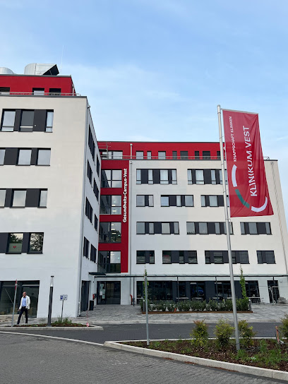 AF1QipPYN ZiKtjSitozbKvSQCw3KgtcG7lIX ILeajw408 h544 k no