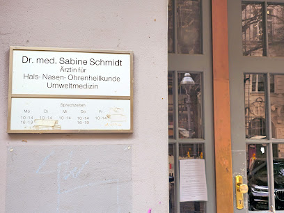 Dr. Sabine Schmidt - Berlin 1 AF1QipPvo9WJc4KrjhqxqxjjnoTYvp ITZAjHQLeWyAHw408 h306 k no