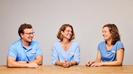 AF1QipMuR2kBSy6VMDAXUoXojUXKj zb6xd6 6PEquDow427 h240 k no