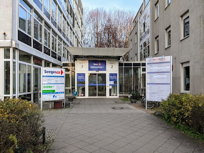 HNO-Facharztzentrum am Friedrichshain: Sven Holleck-Weithmann & Kollegen - Berlin 1 AF1QipPpSE OfTtpgtfp9aWJ70Q6aZ7VhkhjF2b3S9Myw408 h306 k no