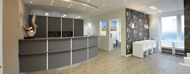 HNO Praxis Dr. med. C. Decher-Grunwald - Mönchengladbach 1 AF1QipMj2EvfIBcW9Fv2loI3kgAmggTbfMJwQEvx9tPMw617 h240 k no