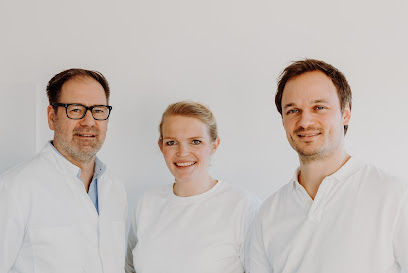 AF1QipOYKWt LW1vyEl18xrik25uxz1GJuVQwxMp5nC4w408 h273 k no